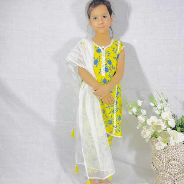 Yellow Floral Charm