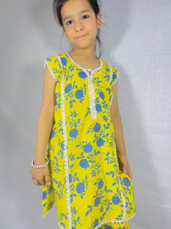 Yellow Floral Charm